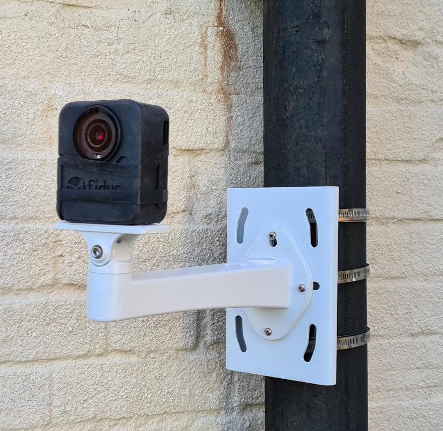 Timelapse Cameras - Heavy duty wall/post bracket – timelapse.store